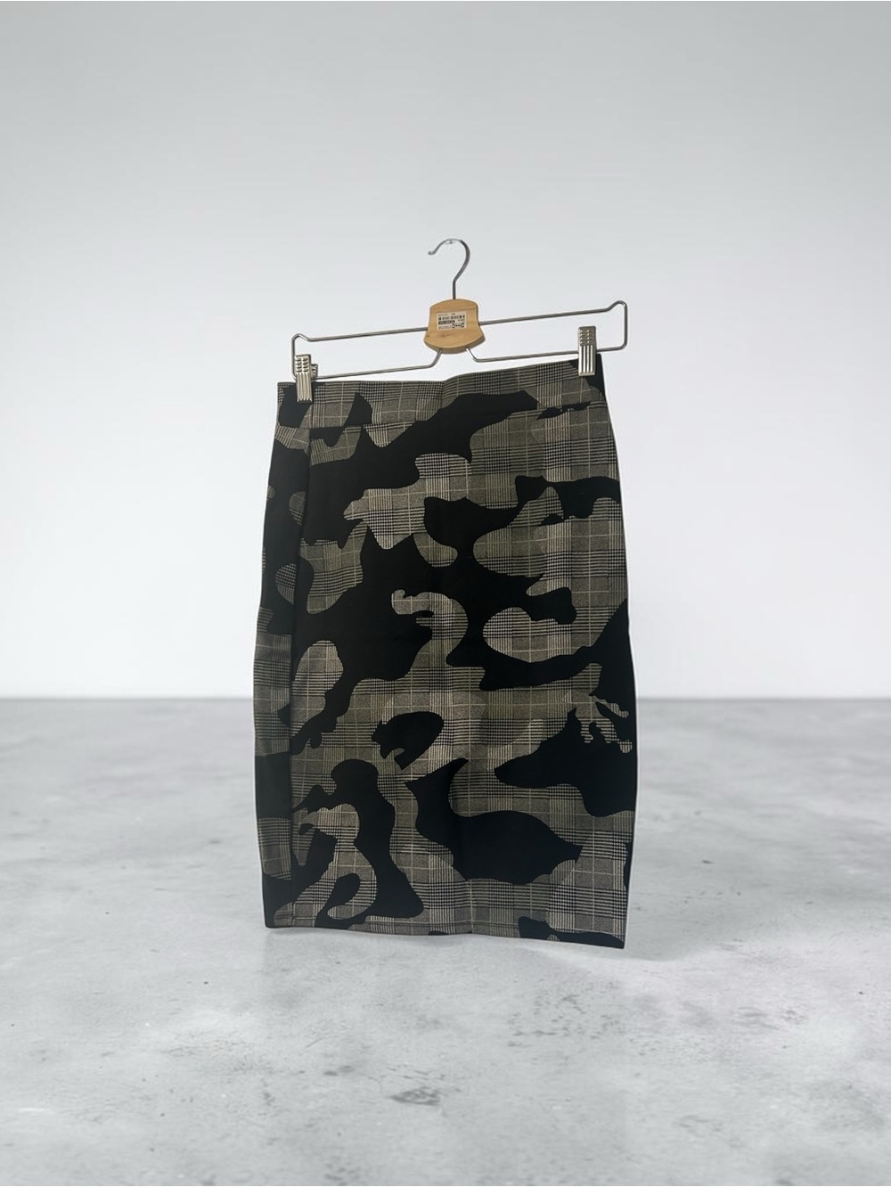 Black and Olive Camouflage Pencil Skirt size S